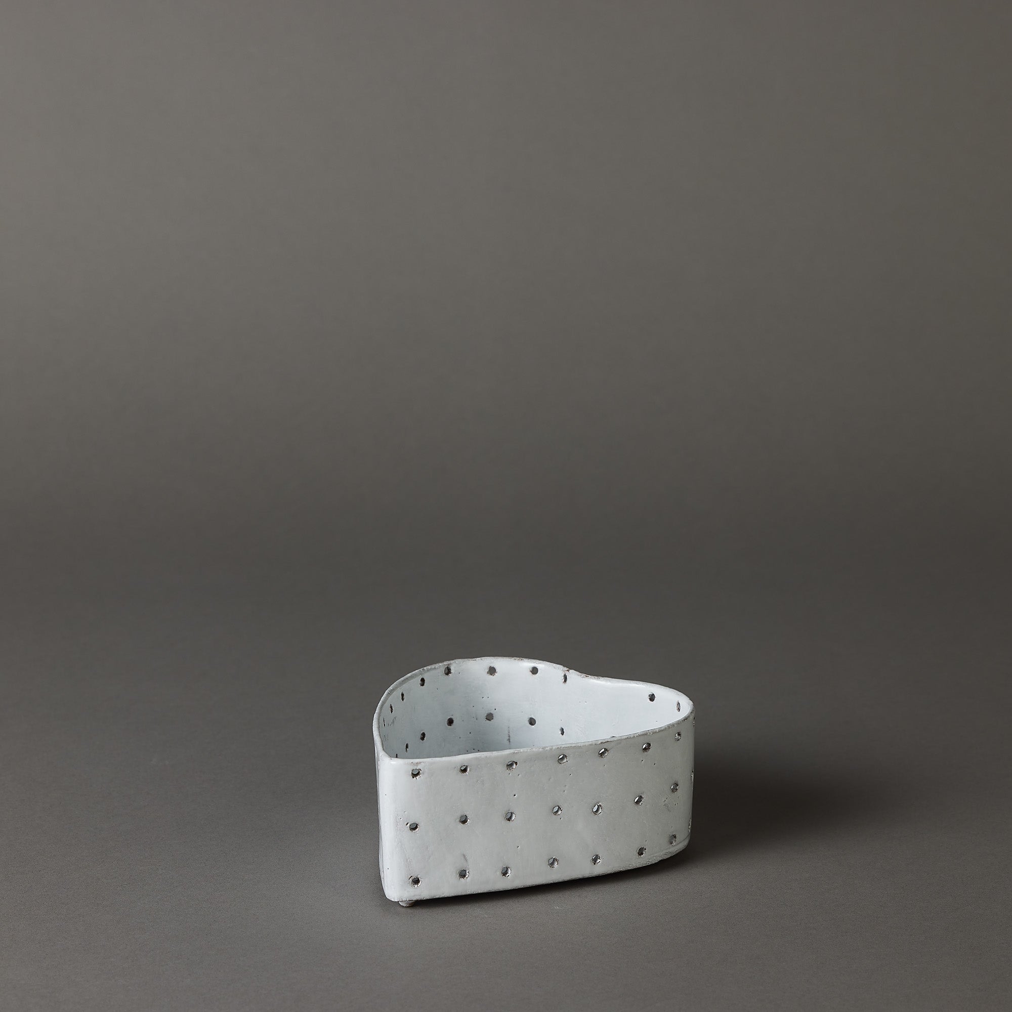 Astier de Villatte | Dish with Holes | Heart