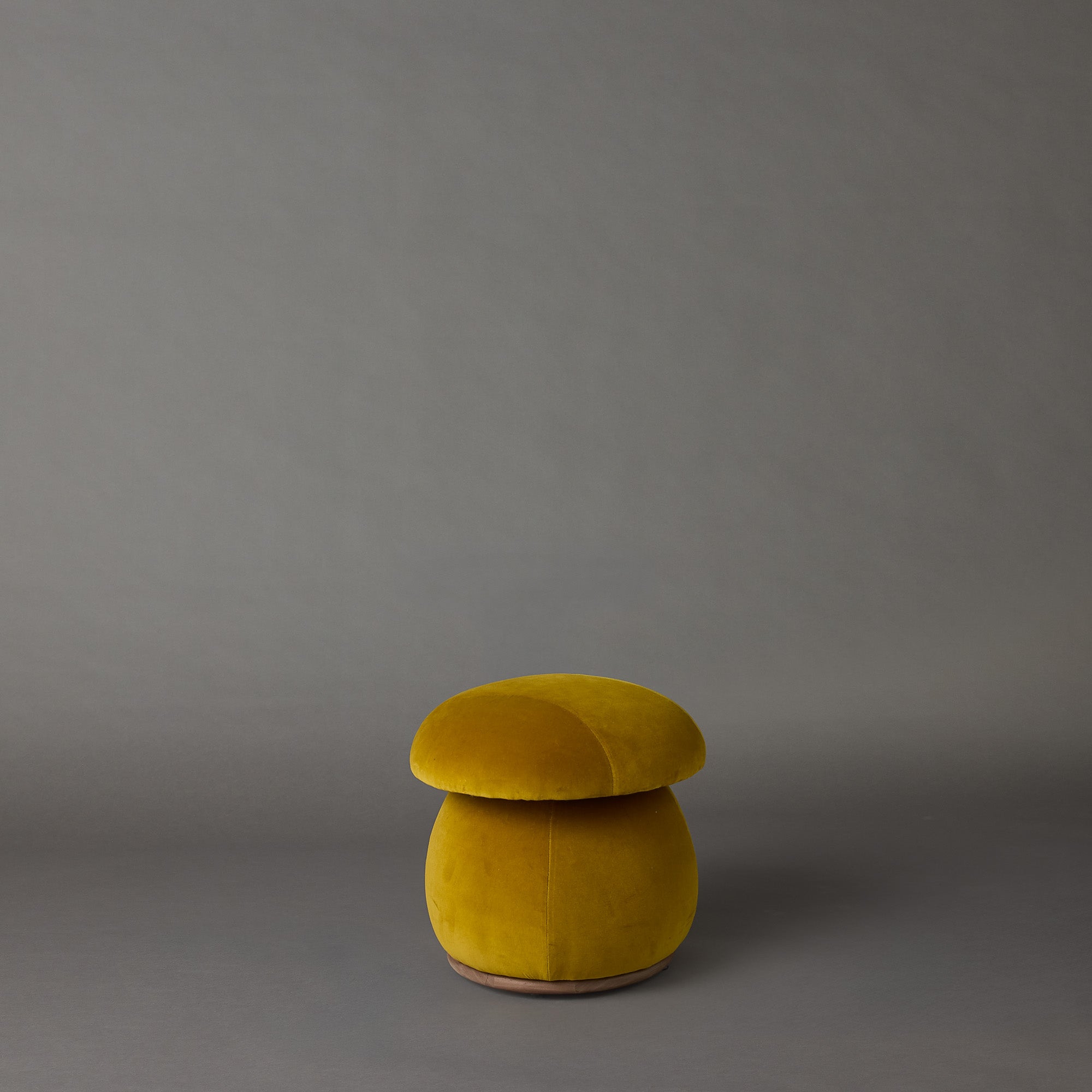 Button Occasional Swivel Stool