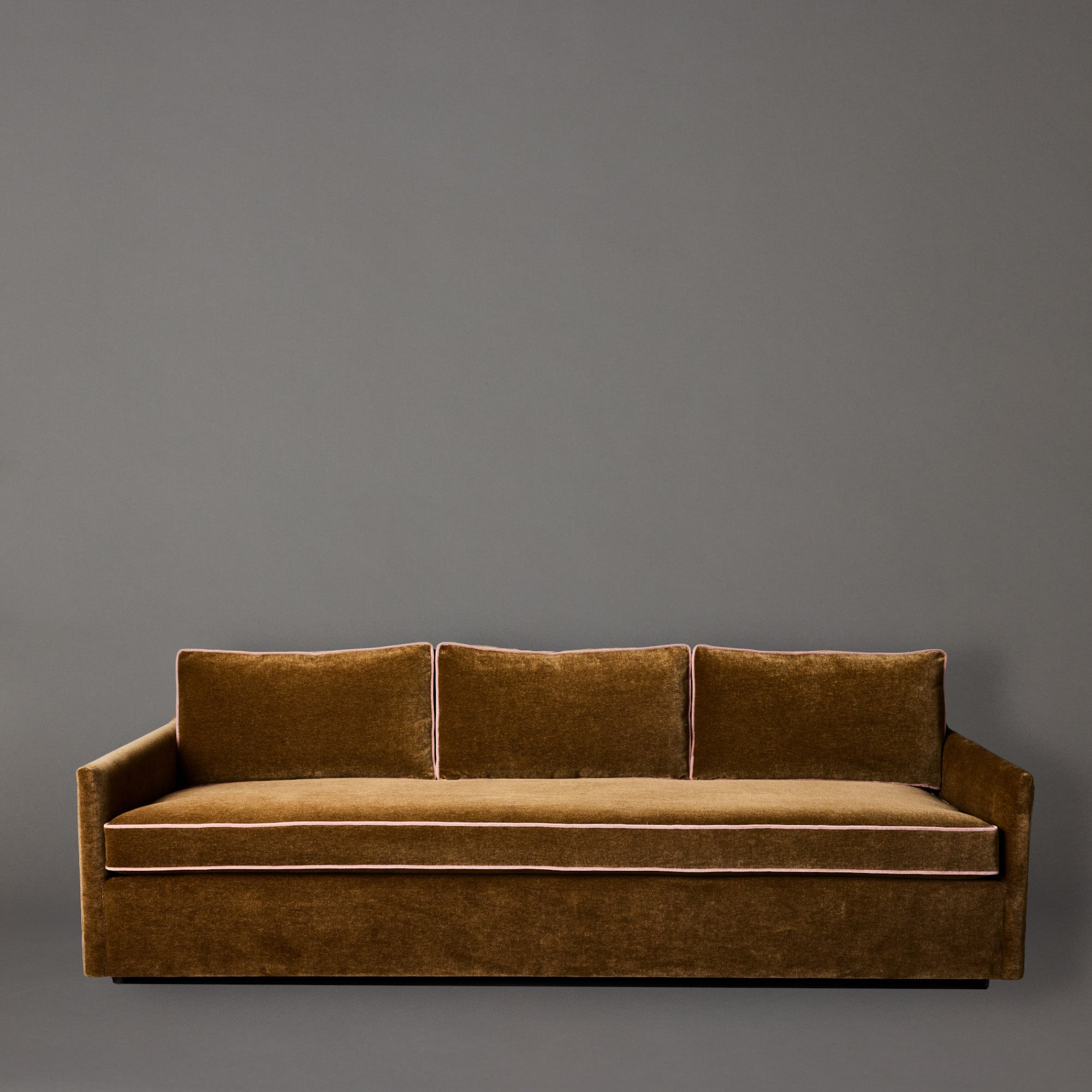 Carmel Sofa | 96" | Floor Model