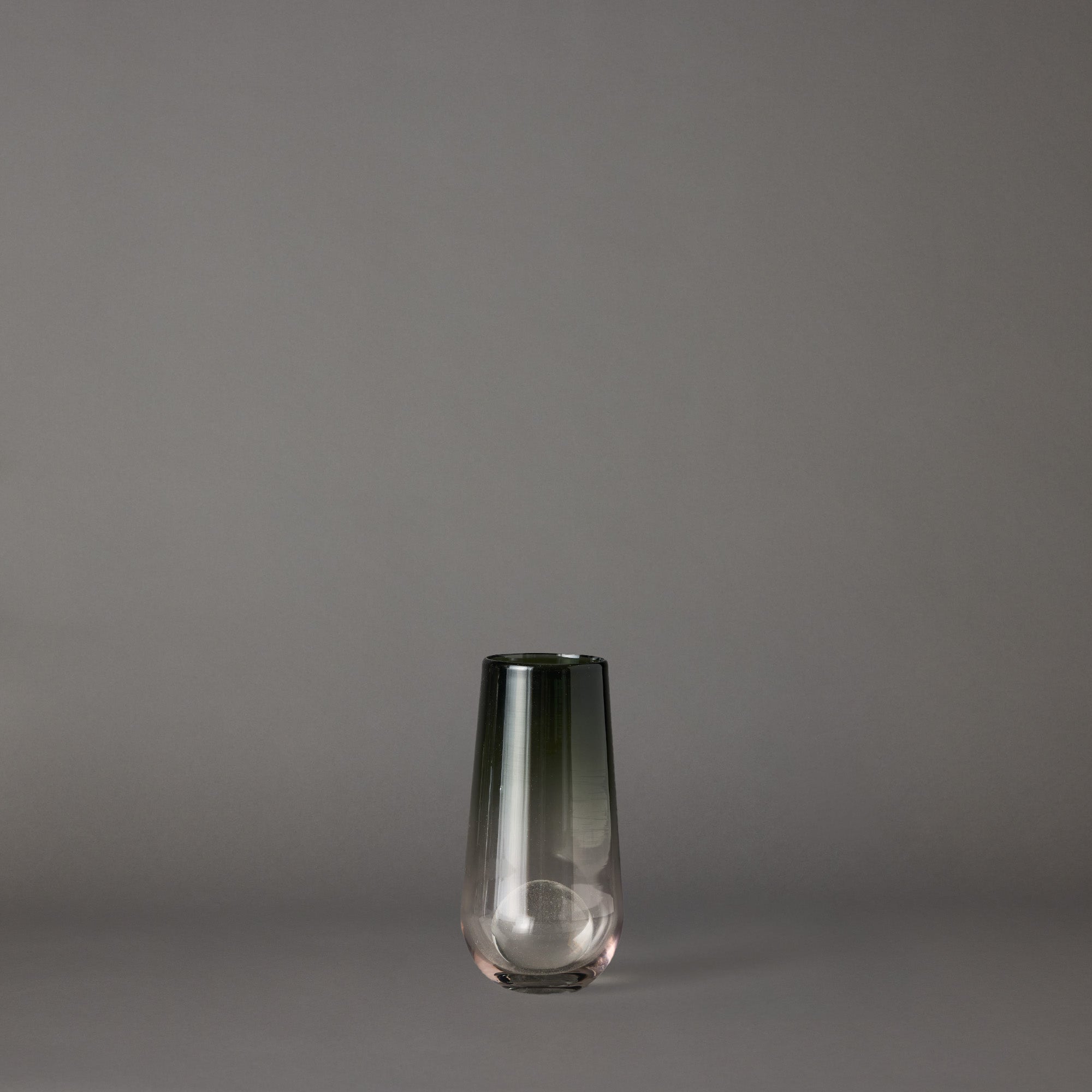 Champagne Sphere Glass | Smoked