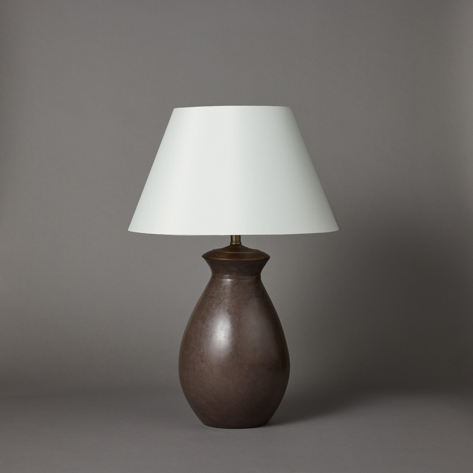 Tadelakt | Bulb | Table Lamp
