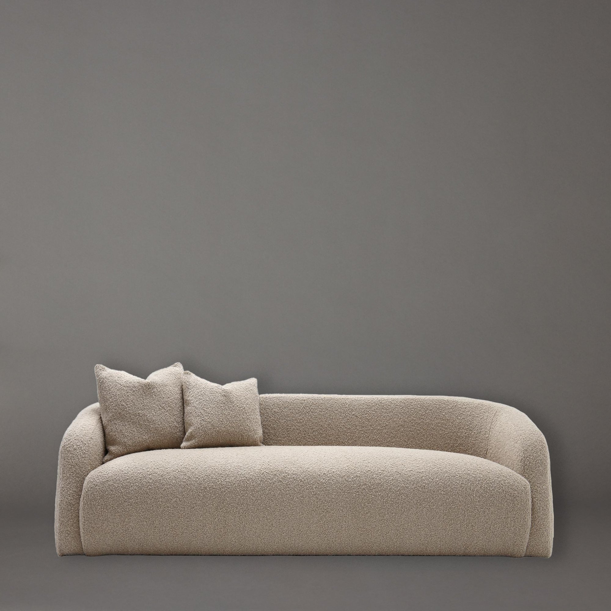 Theo Club Sofa | 98"