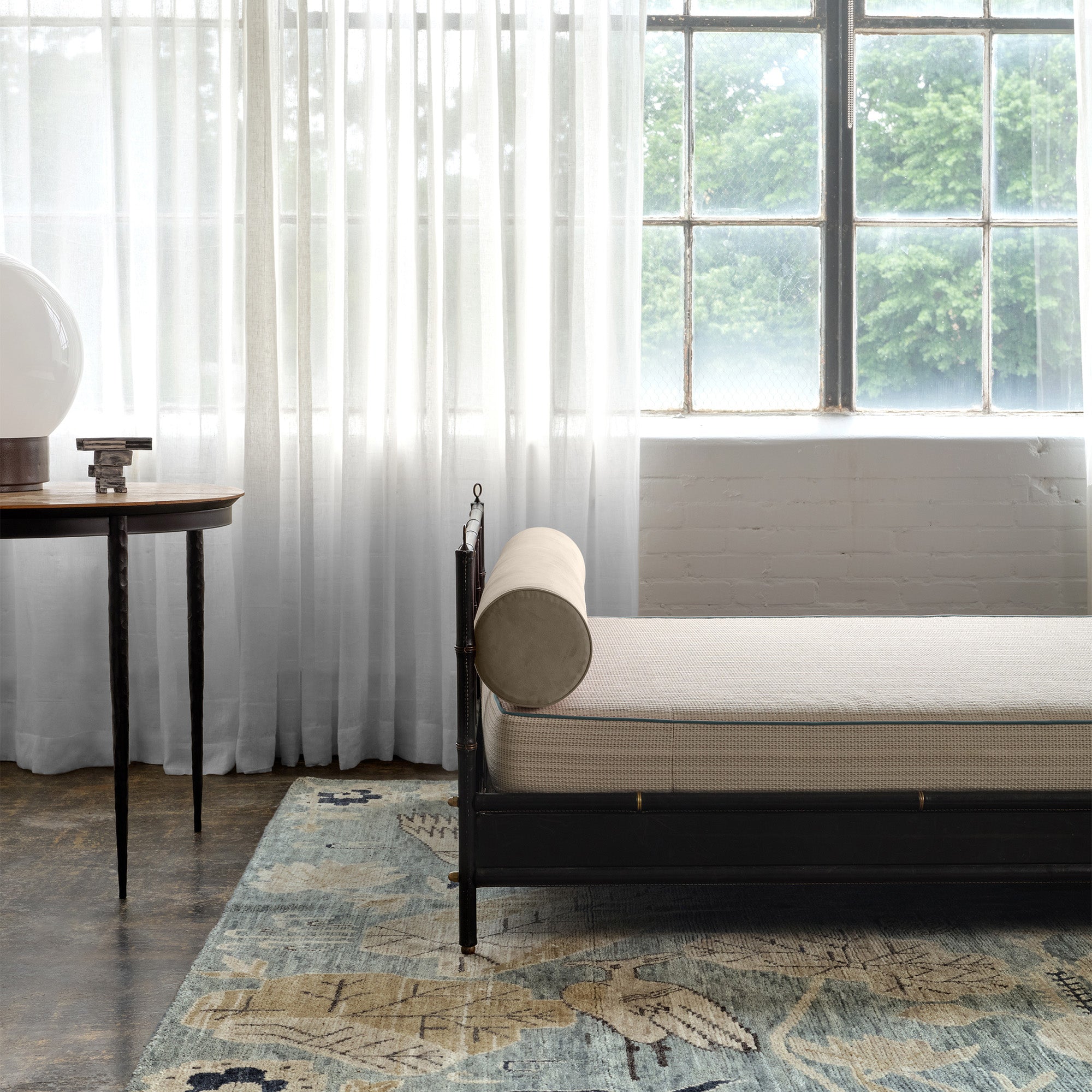 Bradley Odom x Jaipur Living | Avis ABO01