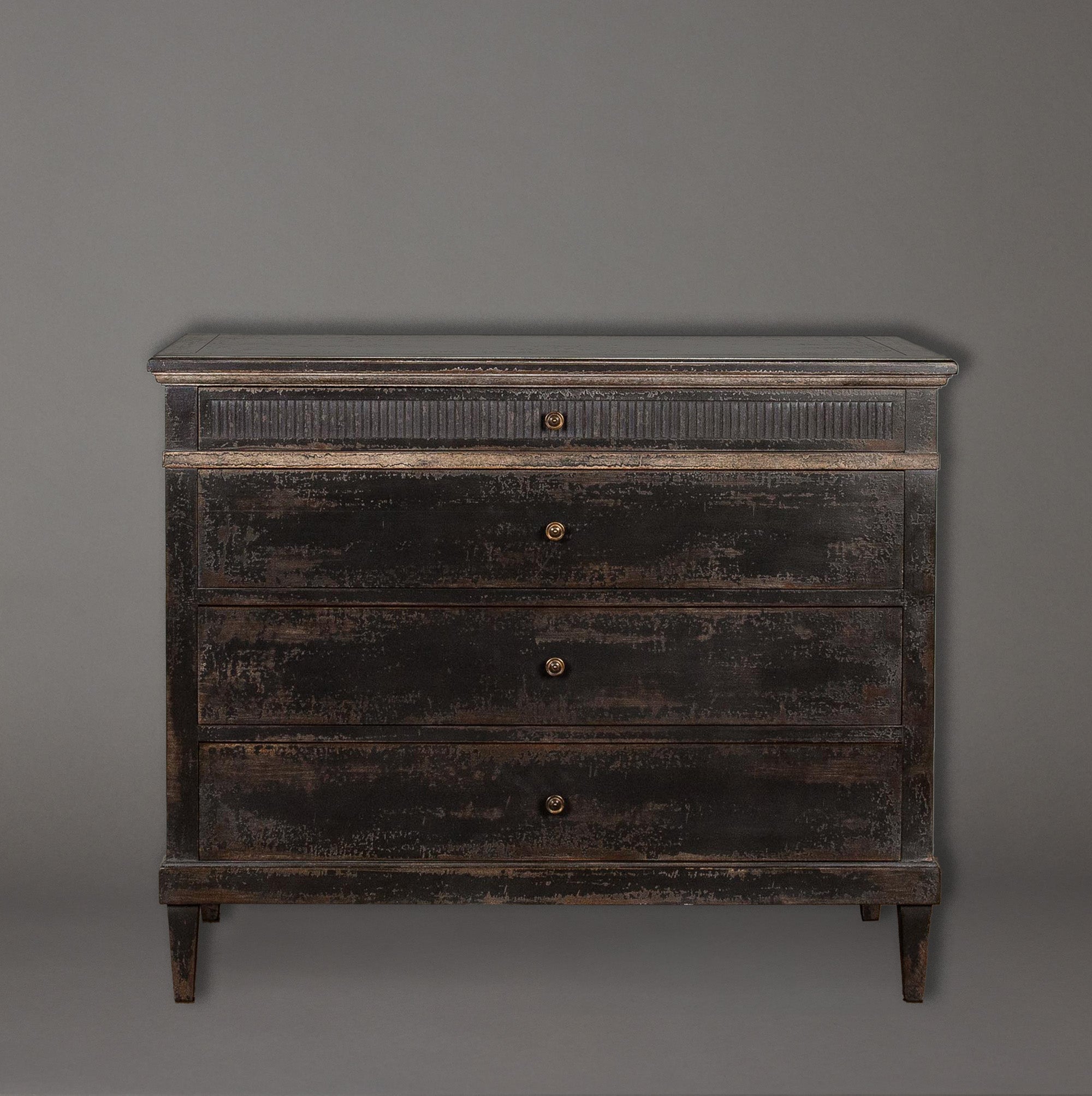 Linden Chest | Floor Model
